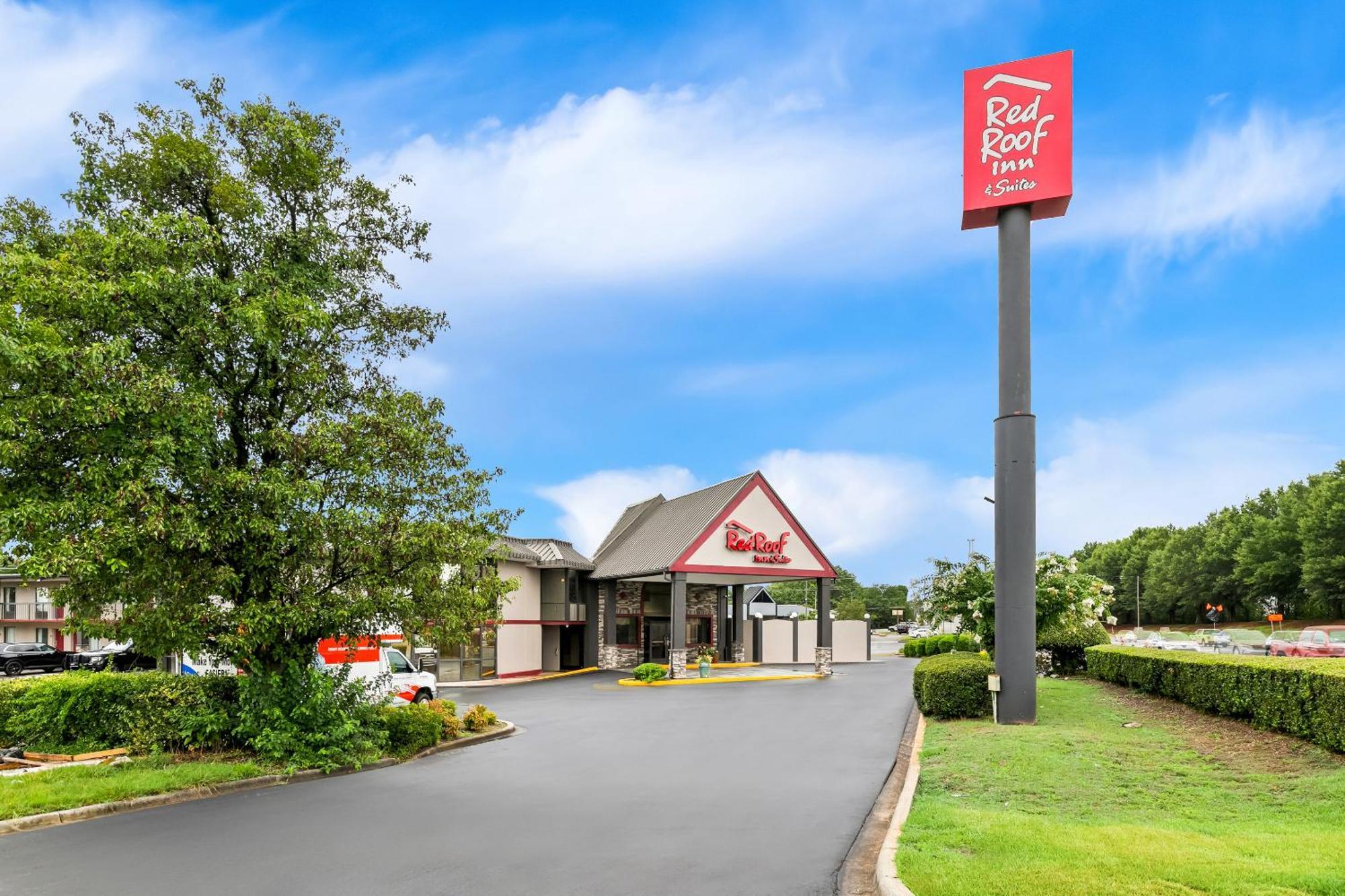 Red Roof Inn & Suites Duncan Extérieur photo